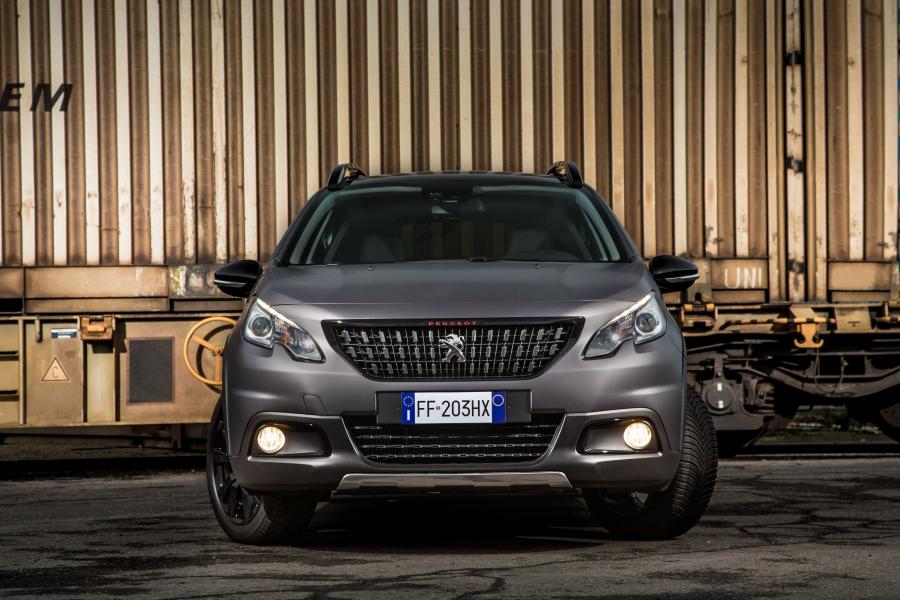  Peugeot 2008 Black Matt 2017 года  (фото 23 из 32)
